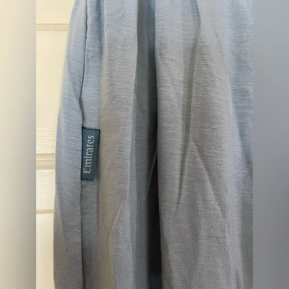 Emirates first class pajama Set Size S/M Luxurious And Soft Loungewear New - Picture 7 of 13